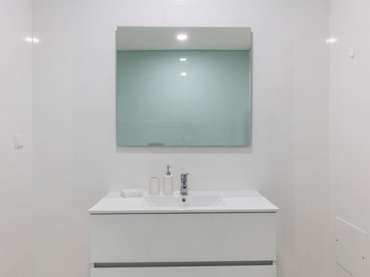 Beautiful Apartment In S O Martinho Do Porto With Balcony Sao Martinho do Porto Εξωτερικό φωτογραφία
